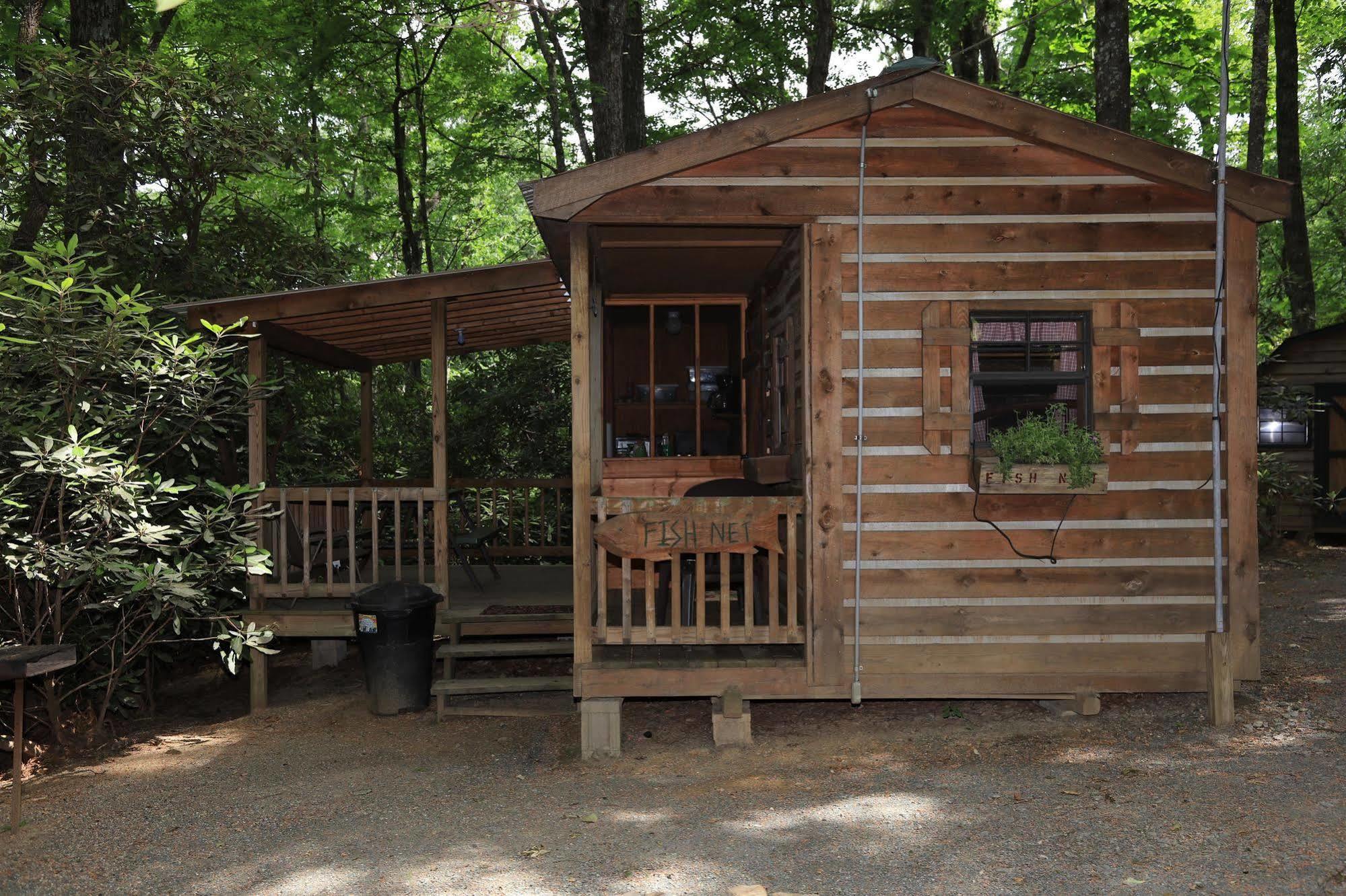 Linville Falls Campground, Rv Park, And Cabins Eksteriør bilde