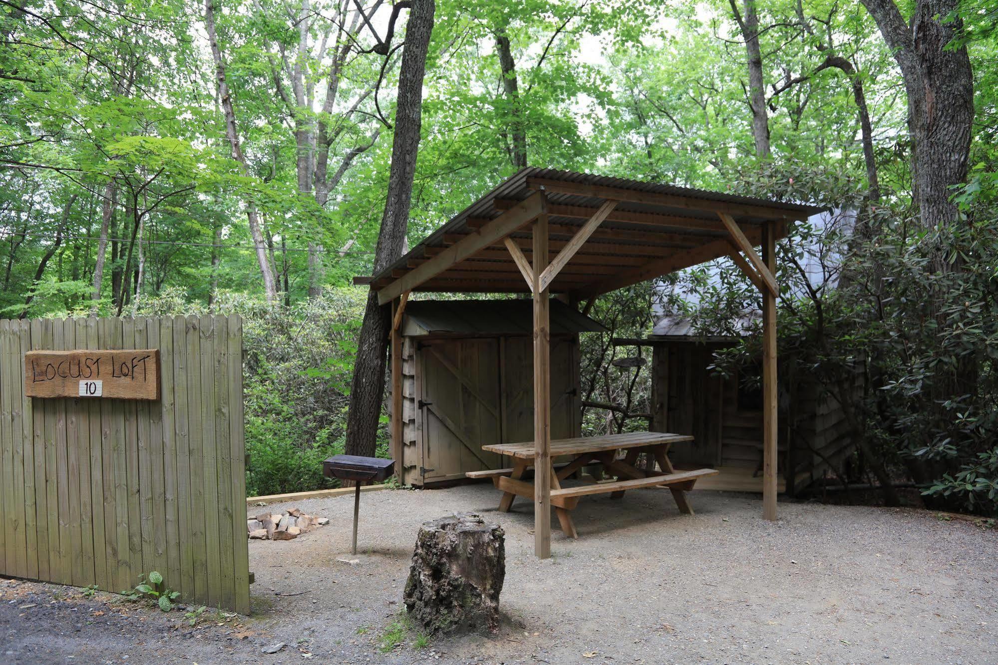Linville Falls Campground, Rv Park, And Cabins Eksteriør bilde