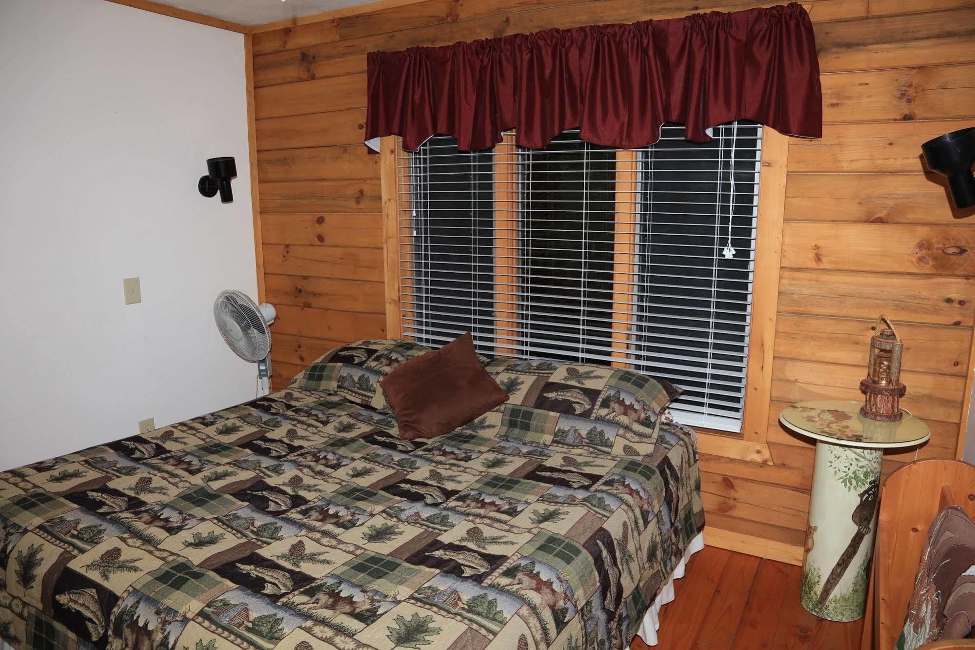 Linville Falls Campground, Rv Park, And Cabins Eksteriør bilde