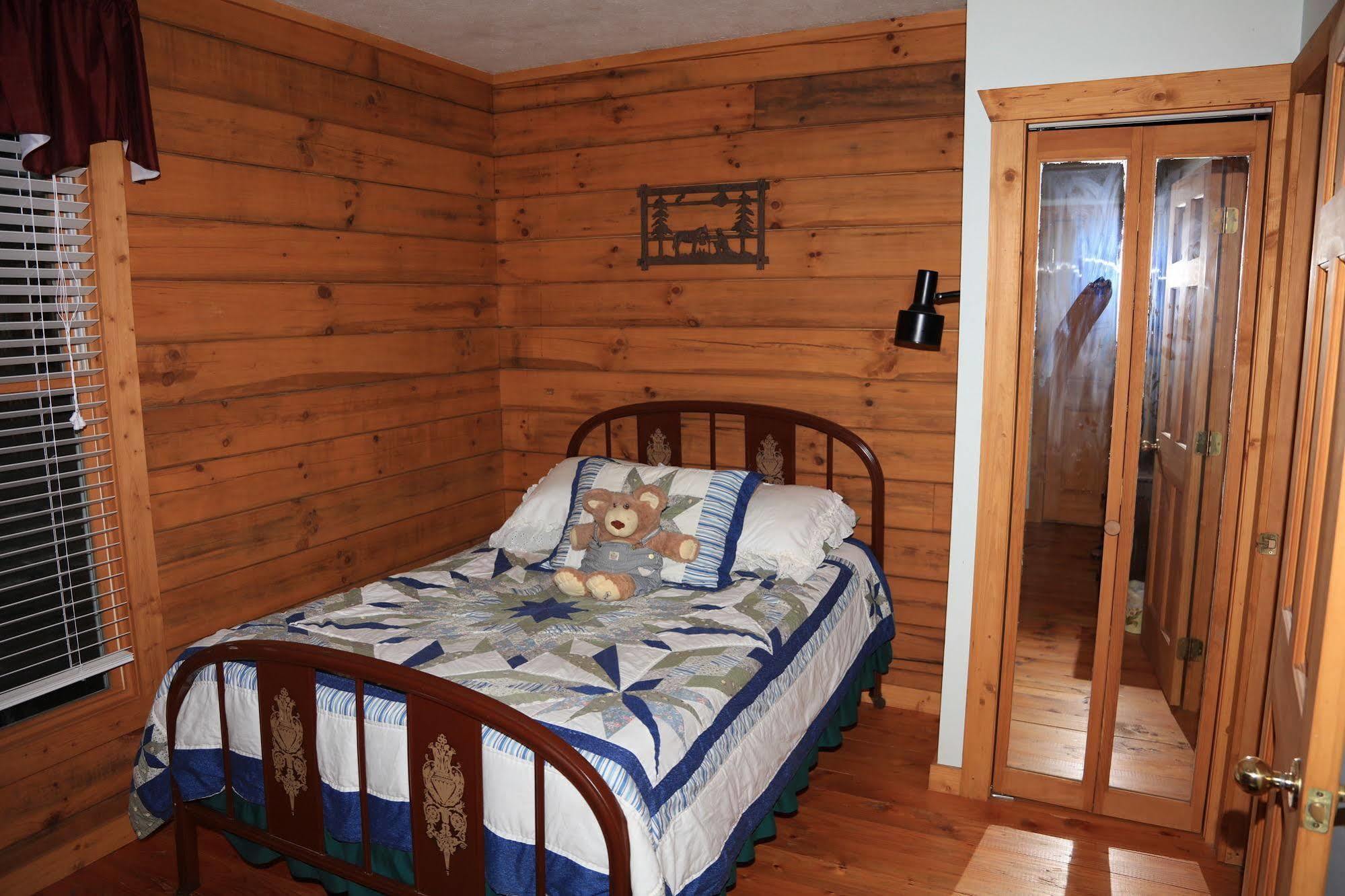 Linville Falls Campground, Rv Park, And Cabins Eksteriør bilde